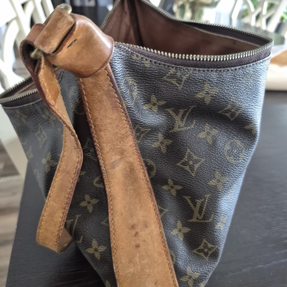 Louis Vuitton Monogram Brown Leather Men's Bag - Picture 1 of 7